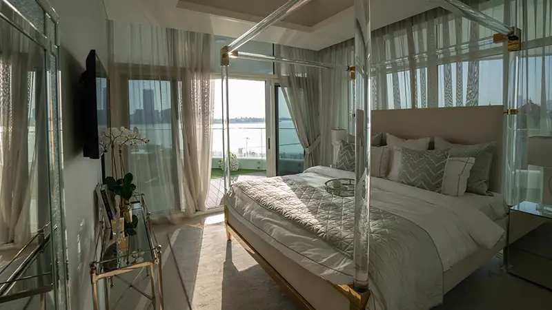 Azizi%20Mina%20at%20Palm%20Jumeirah%20Dubai - 1